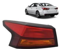 Nissan Altima S, SL, SR, SV, Platinum 2019 2020 2021 2022 2023 Halogen Tail Light Assembly