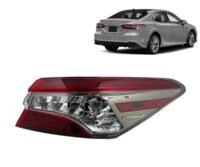 Toyota 2018 2019 2020 Camry XLE / Hybrid XLE, Full LED Right/Passenger Outer Side Tail Light Assembly TO2805136 | OEM 81550-06730